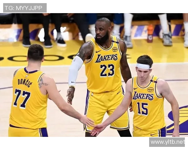 湖人对爵士季后赛精彩回顾全场录像分析与精彩瞬间重温