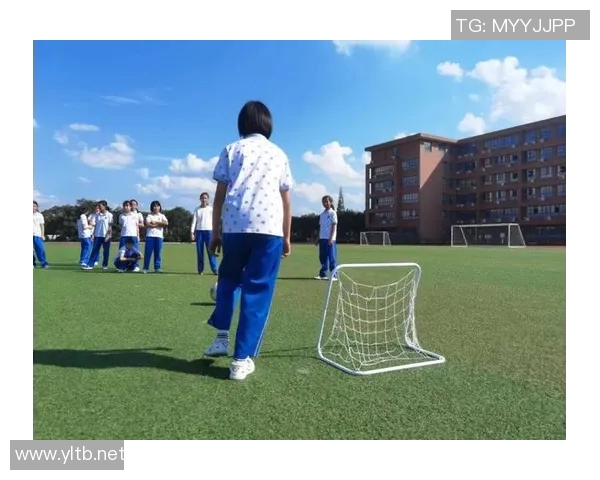 四年级足球比赛精彩直播尽在掌握快来观看小球员们的精彩表现吧