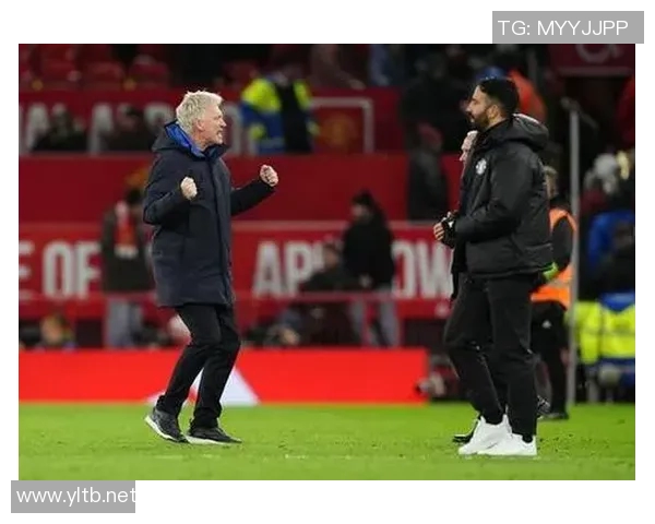 斯旺西主场迎战曼联双方争夺英超宝贵积分的激烈对决